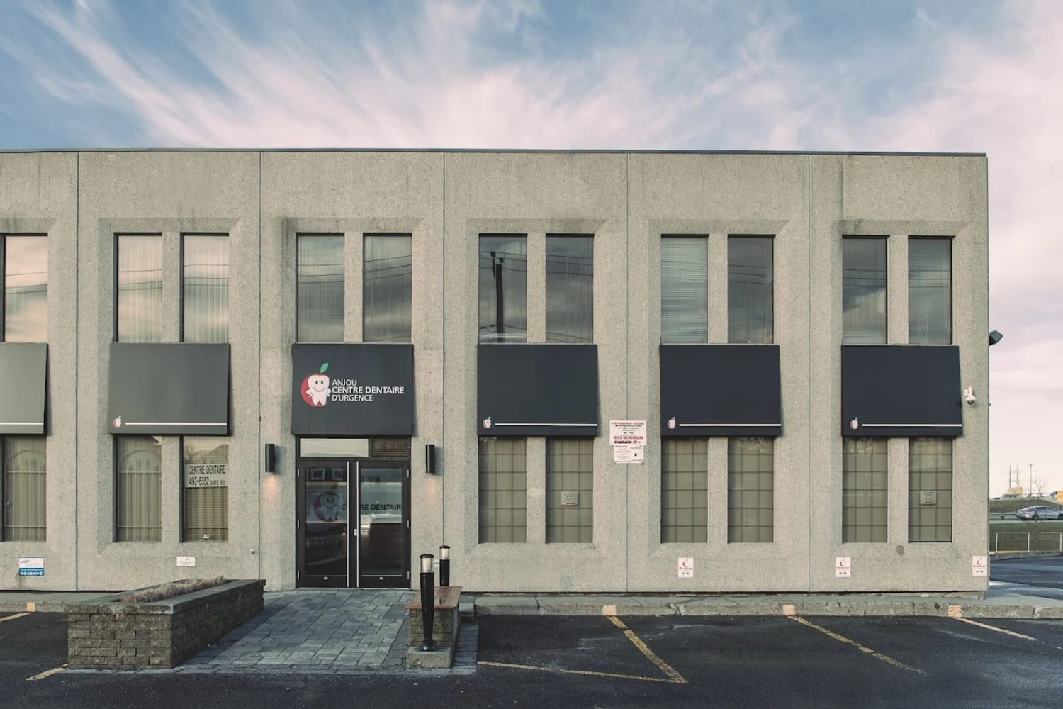 Bienvenue chez Anjou Centre Dentaire d'Urgence à Anjou